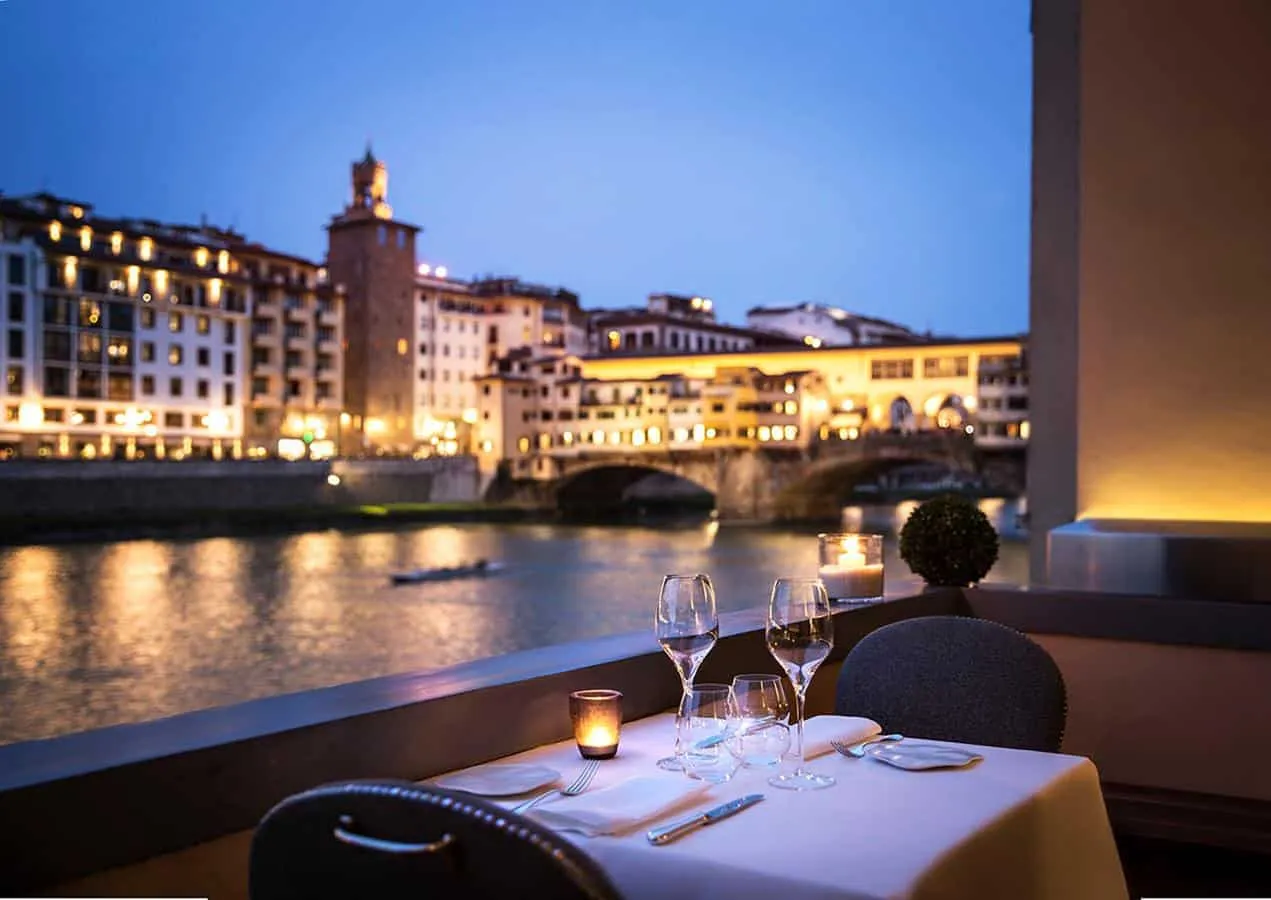 Hotel Lungarno - Lungarno Collection - top 5-star hotels in Florence Italy near ponte vecchio